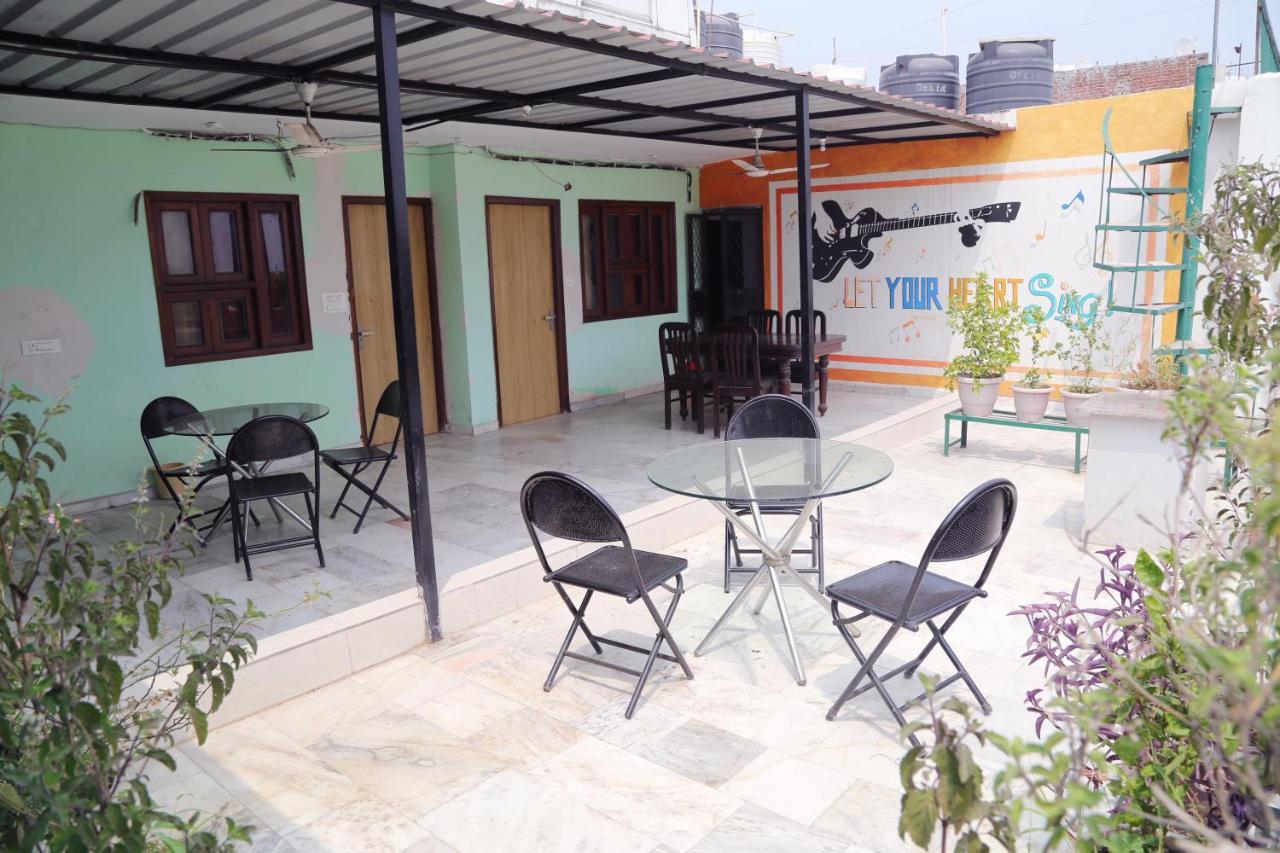Shanti Residency Yeni Delhi Dış mekan fotoğraf