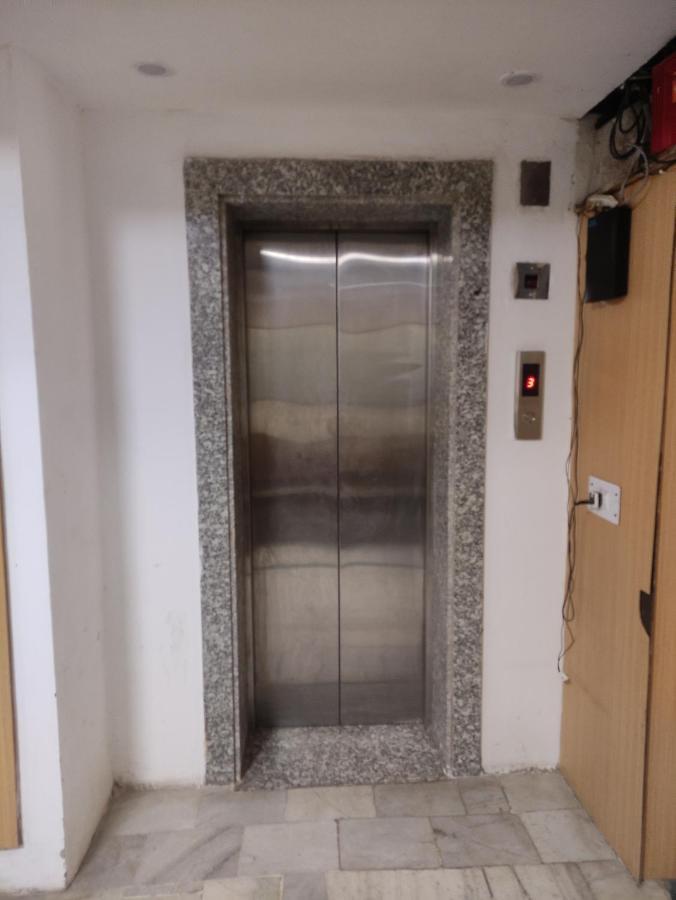 Shanti Residency Yeni Delhi Dış mekan fotoğraf