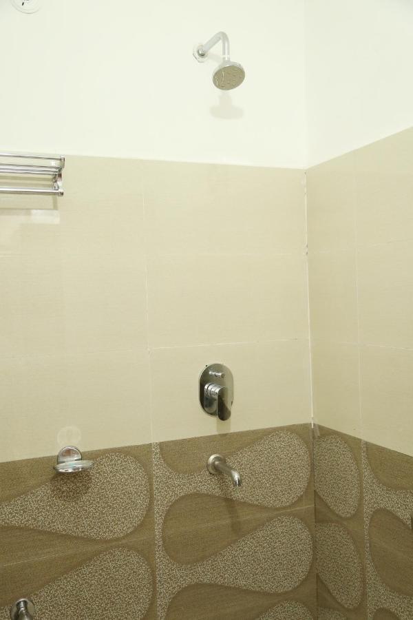 Shanti Residency Yeni Delhi Dış mekan fotoğraf